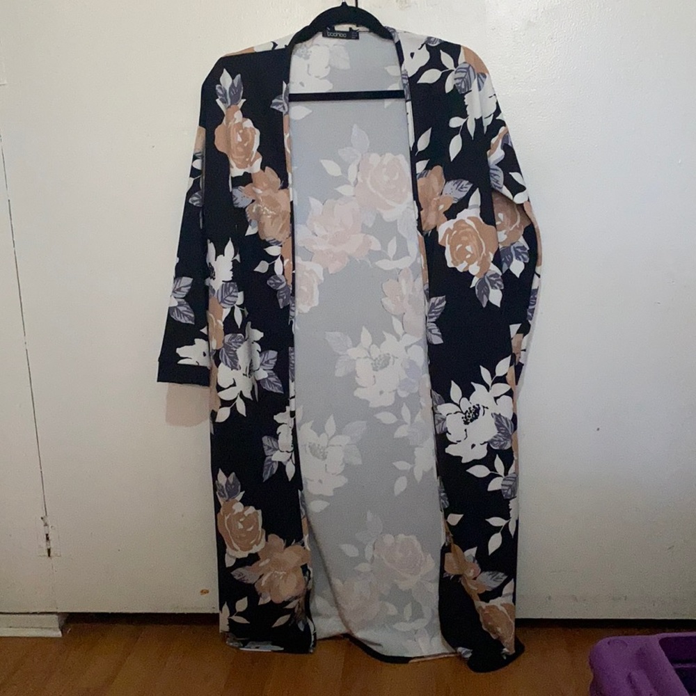 Black long floral kimono